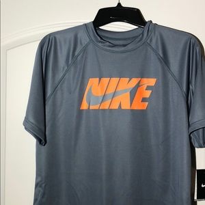 Nike Men’s Large dri-fit